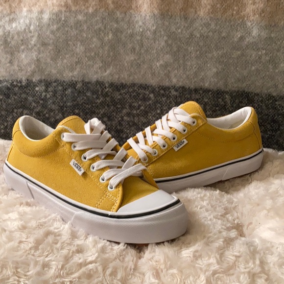 Vans Shoes - VANS sneaker